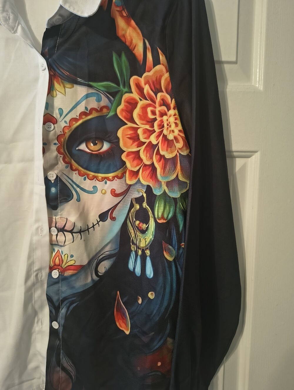 Sugar Skull Graphic Button-Up Shirt XL – Black & White - Picture 2 of 4